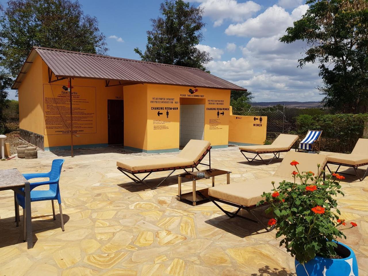 Tan-Swiss Lodge Mikumi 외부 사진